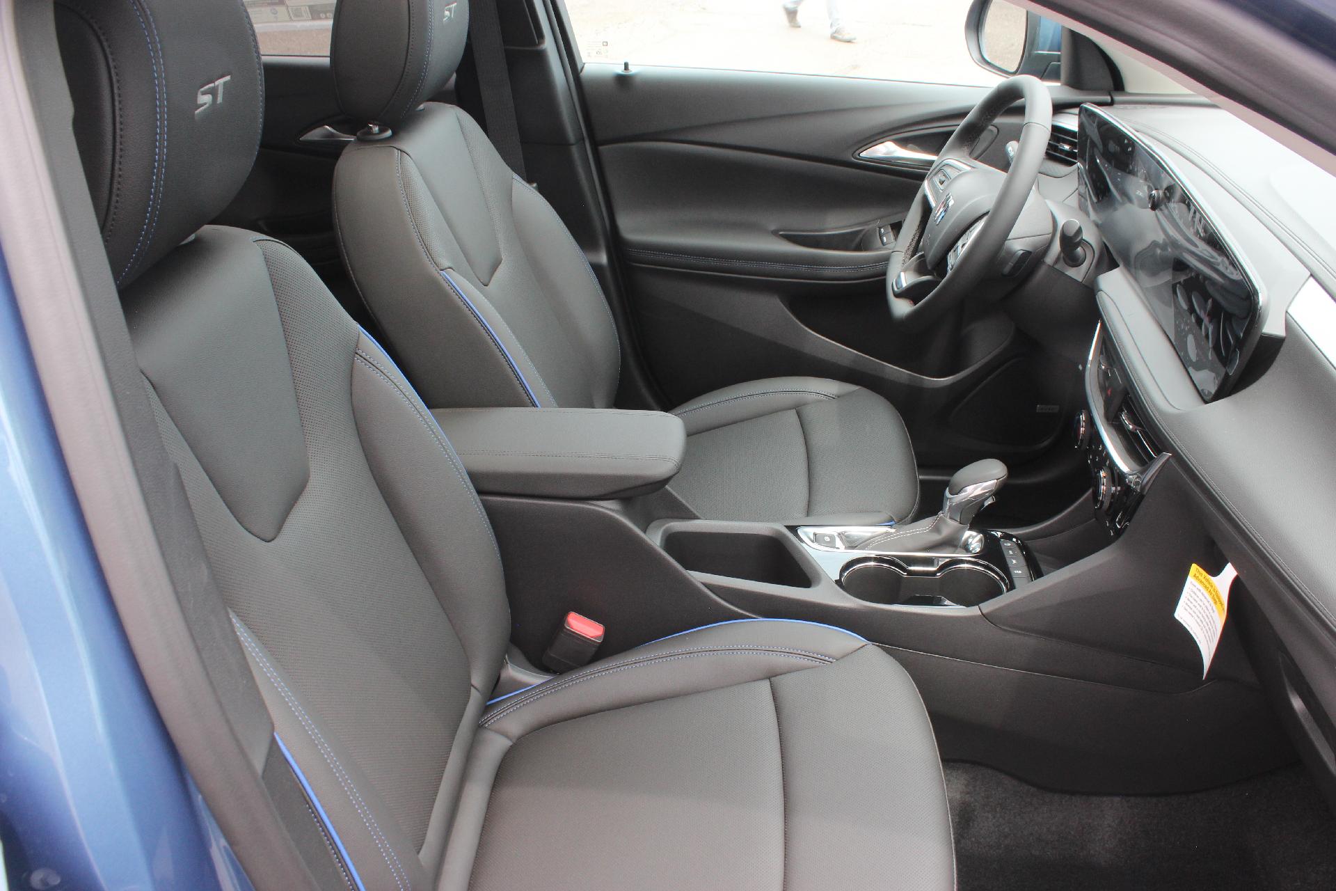 2026 Buick Encore GX Vehicle Photo in AURORA, CO 80012-4011