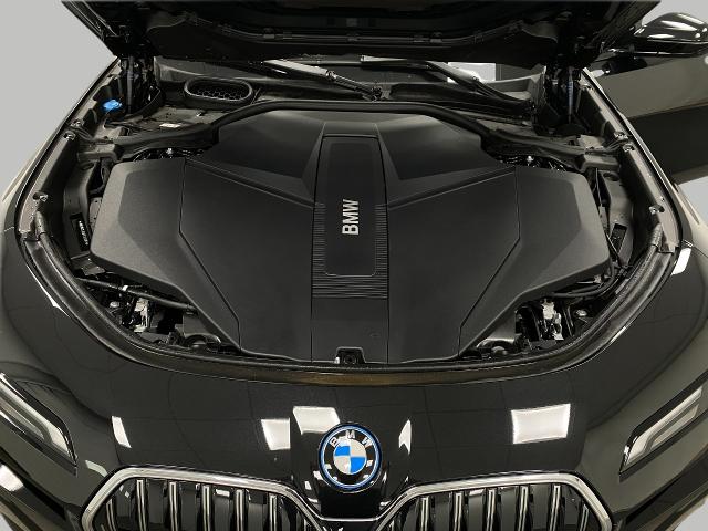 2024 BMW i7 Vehicle Photo in Appleton, WI 54913