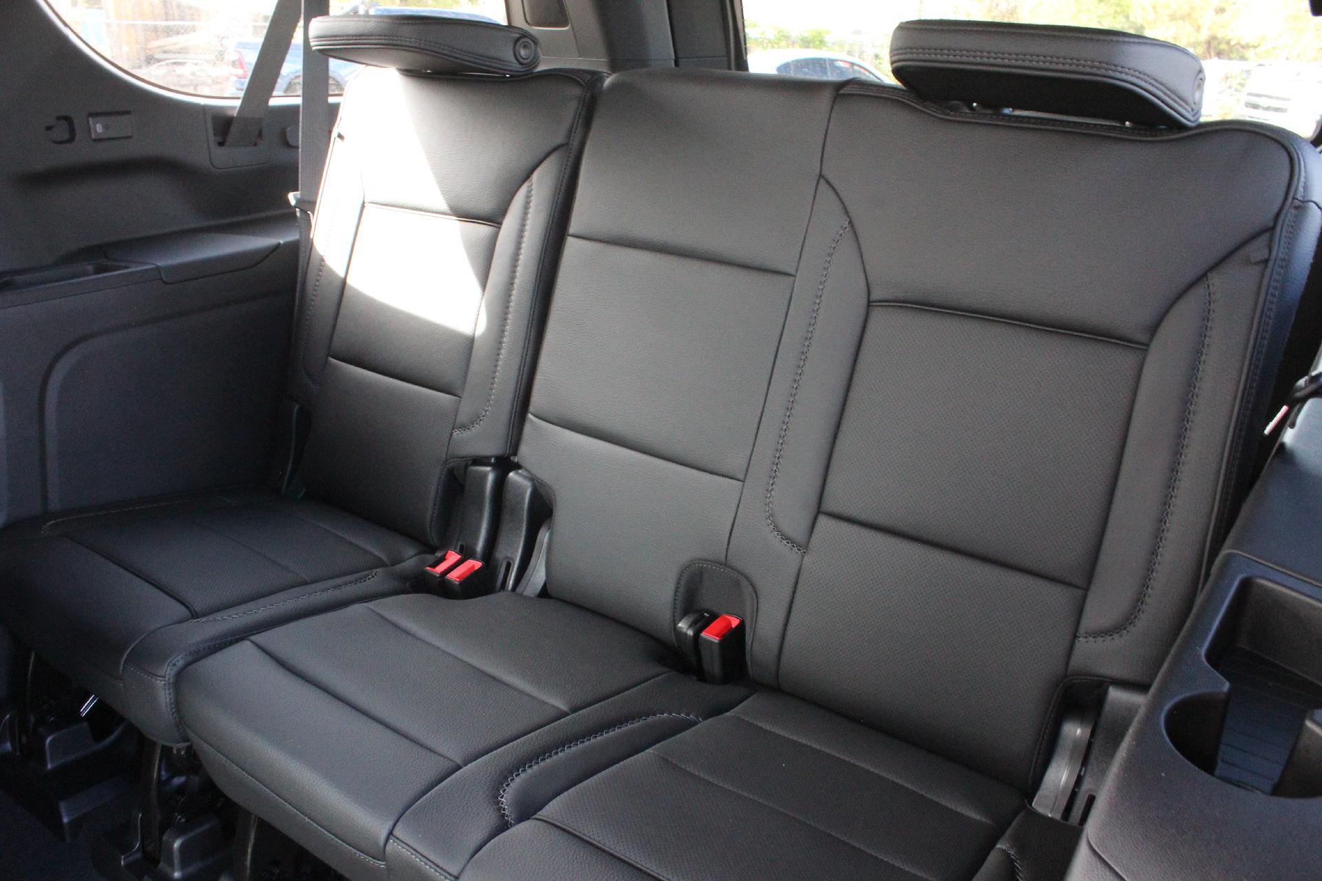 2024 GMC Yukon XL Vehicle Photo in AURORA, CO 80012-4011