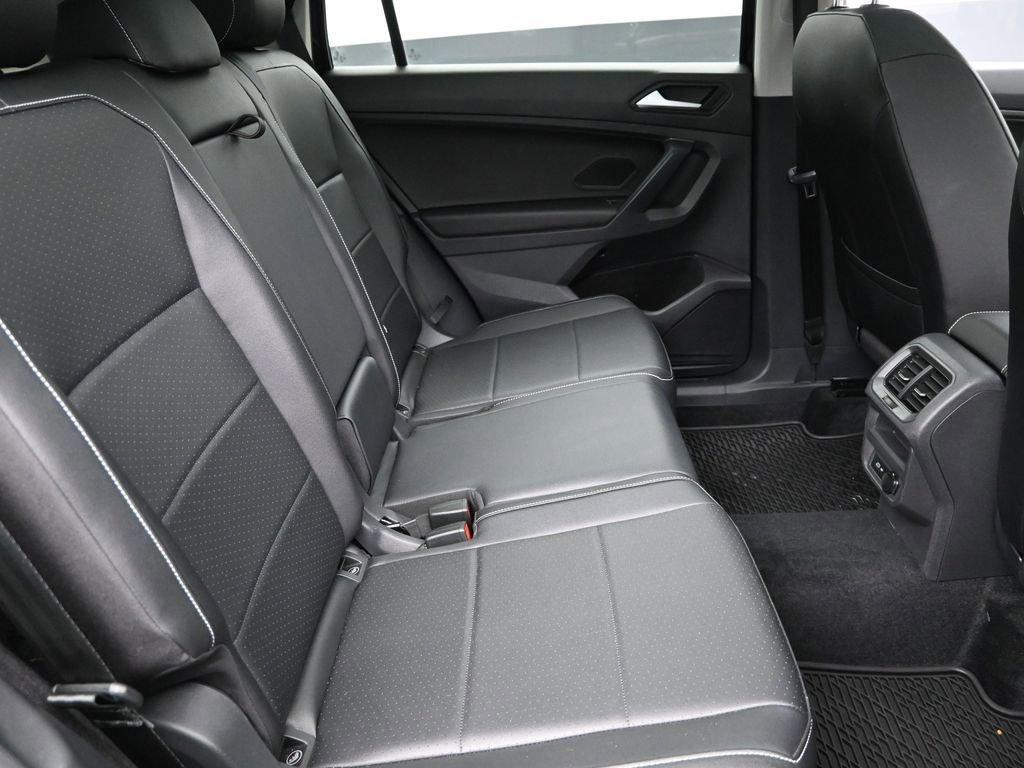 2021 Volkswagen Tiguan Vehicle Photo in Marion, IA 52302