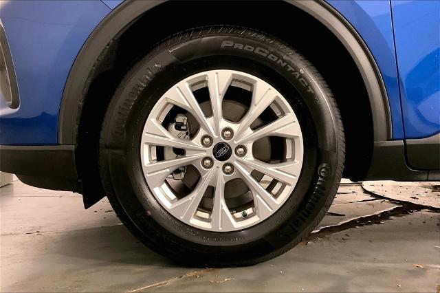 2023 Ford Escape Vehicle Photo in Kansas City, MO 64114