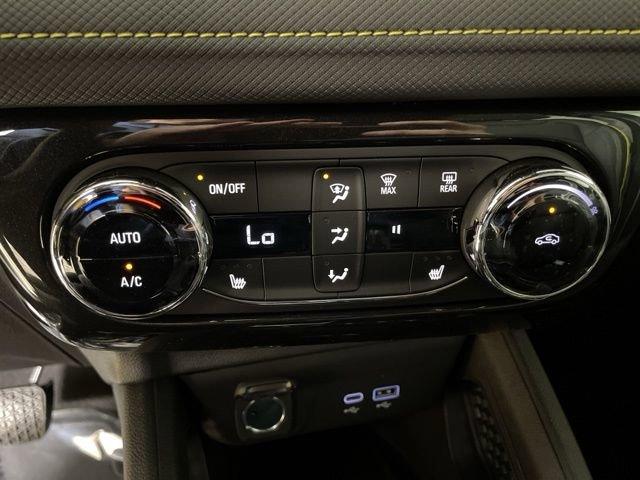 2025 Chevrolet Trailblazer Vehicle Photo in PHOENIX, AZ 85014-3381