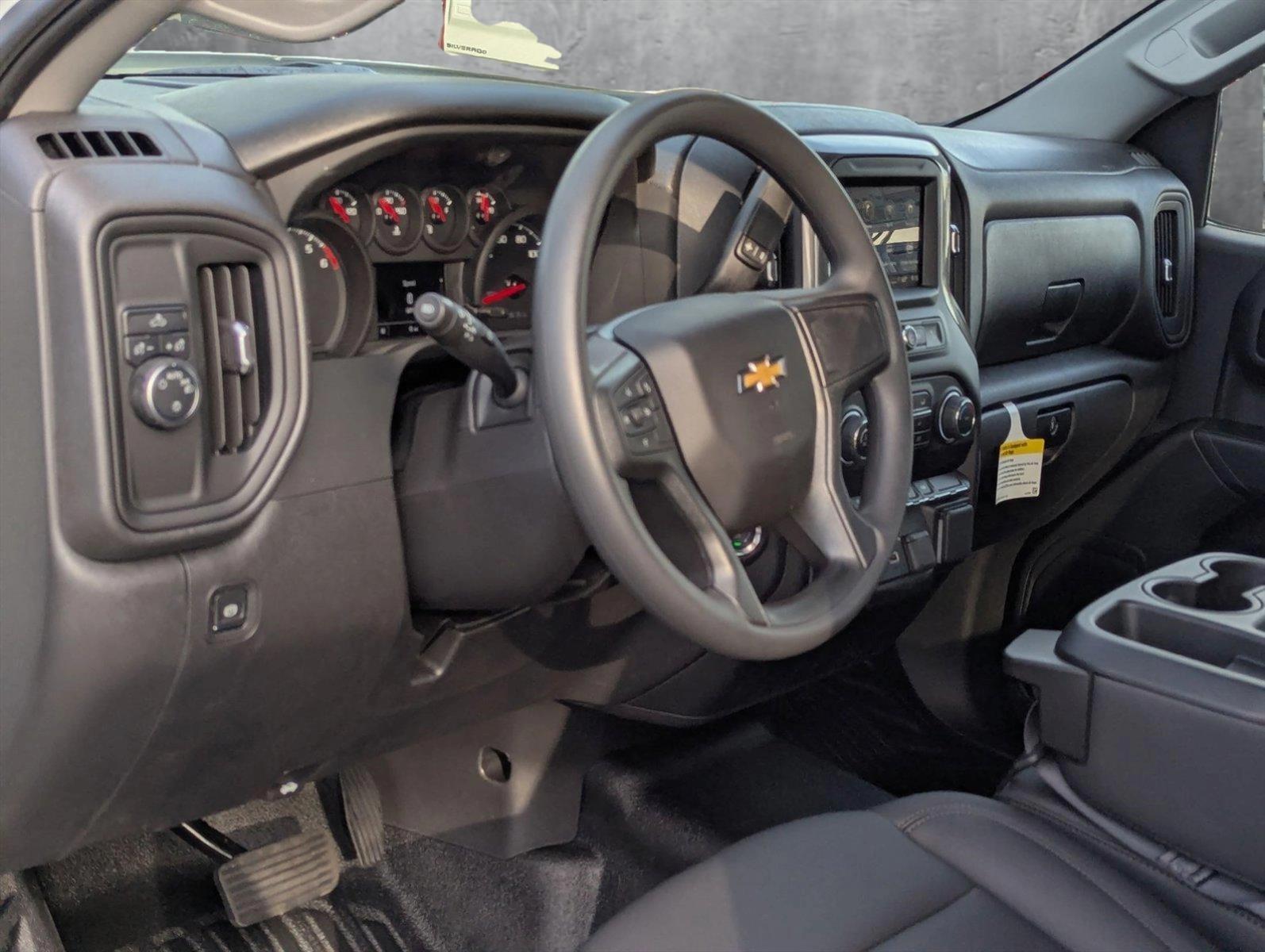2025 Chevrolet Silverado 1500 Vehicle Photo in GREENACRES, FL 33463-3207