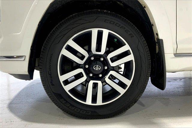 2018 Toyota 4Runner Vehicle Photo in TOPEKA, KS 66609-0000