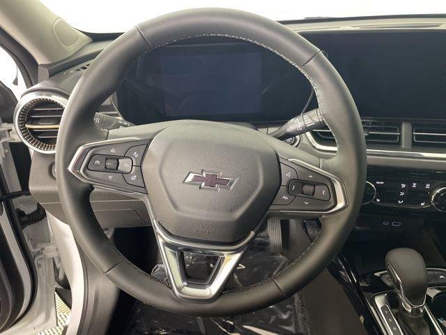 2025 Chevrolet Trax Vehicle Photo in PHOENIX, AZ 85014-3381