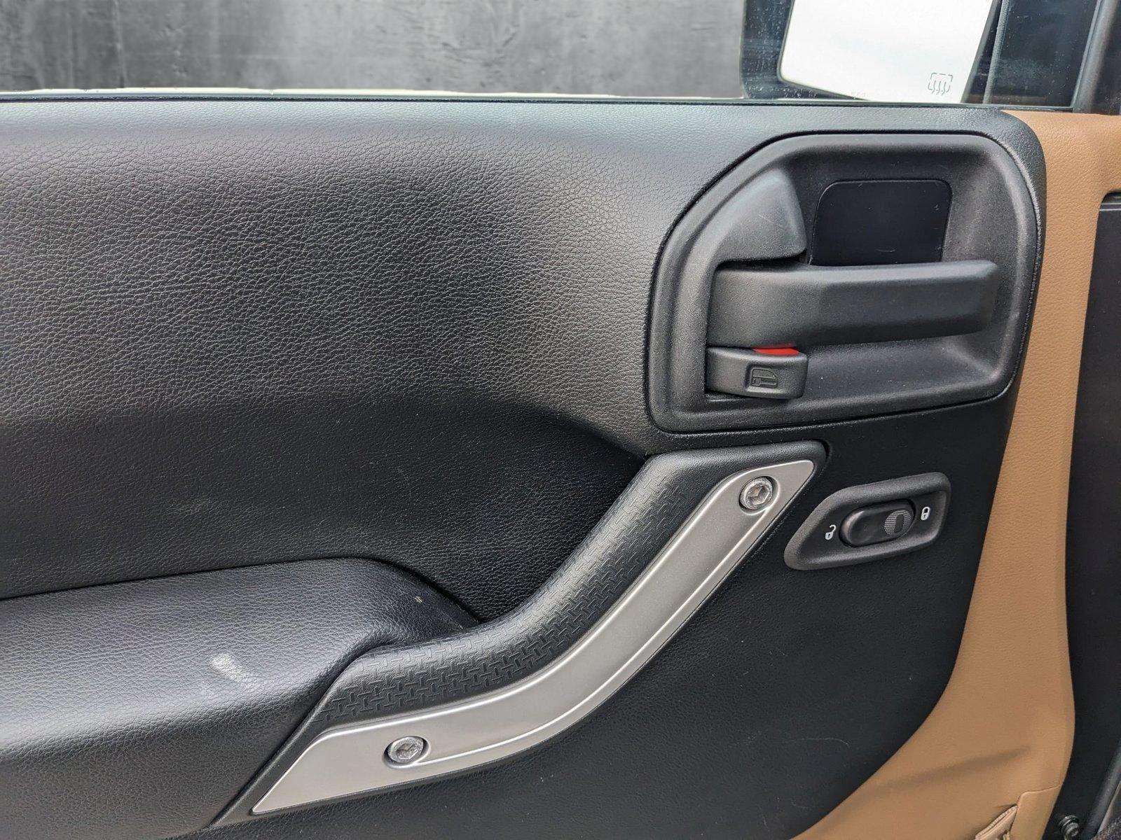 2014 Jeep Wrangler Unlimited Vehicle Photo in Austin, TX 78728