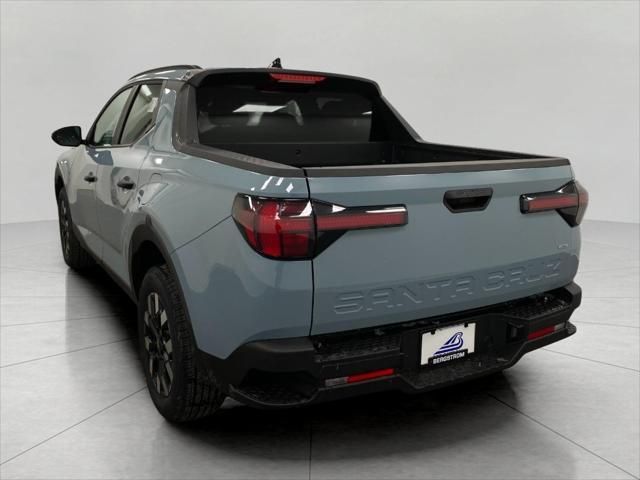 2025 Hyundai SANTA CRUZ Vehicle Photo in Appleton, WI 54913