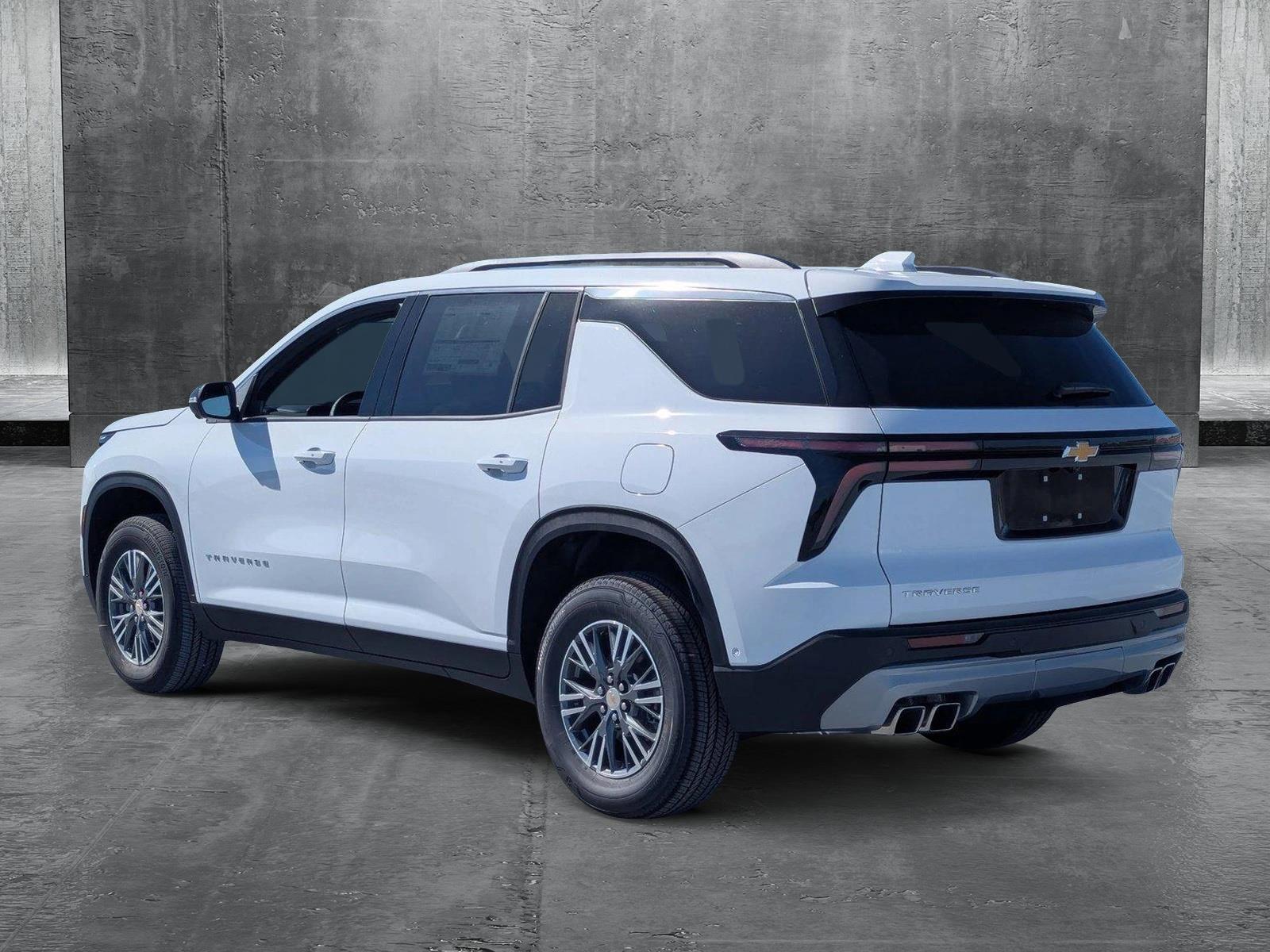 2025 Chevrolet Traverse Vehicle Photo in PEMBROKE PINES, FL 33024-6534