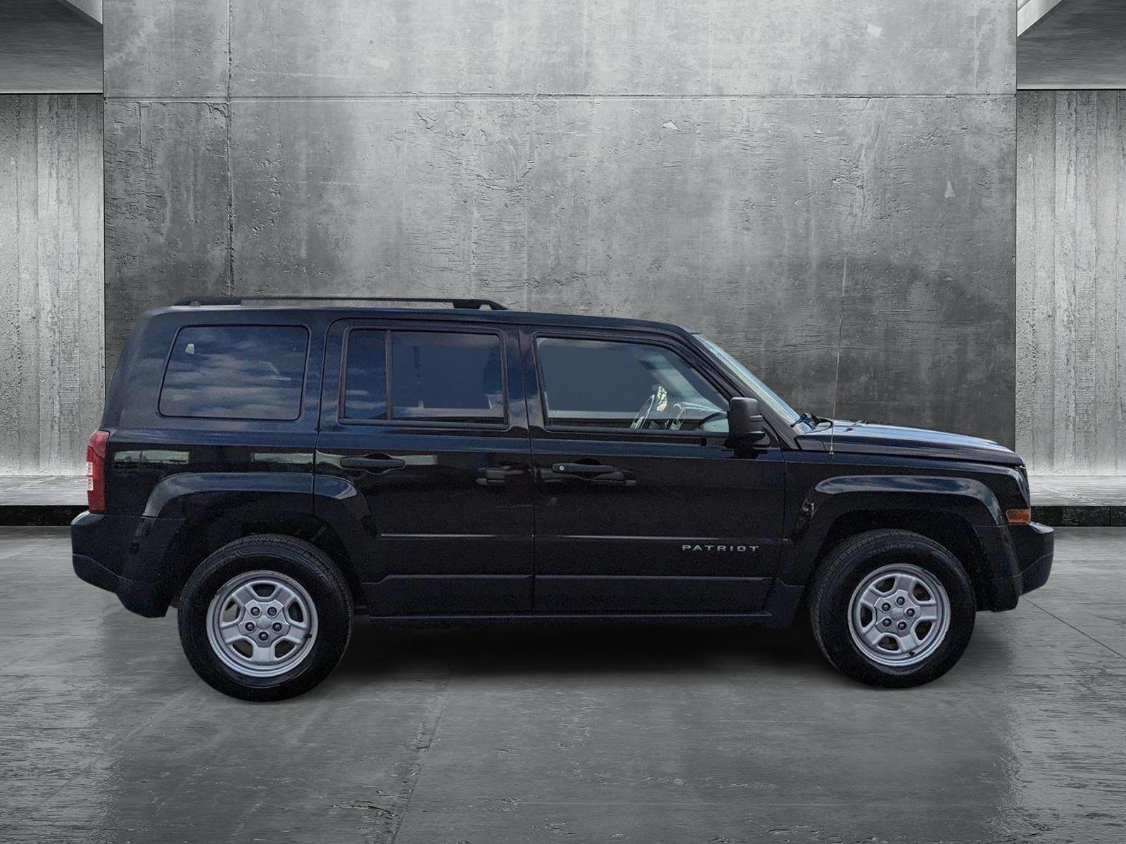 2016 Jeep Patriot Vehicle Photo in Spokane Valley, WA 99212