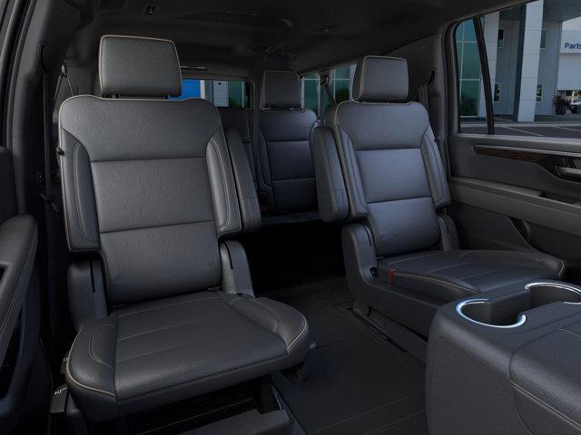 2025 Chevrolet Suburban Vehicle Photo in SELMA, TX 78154-1460