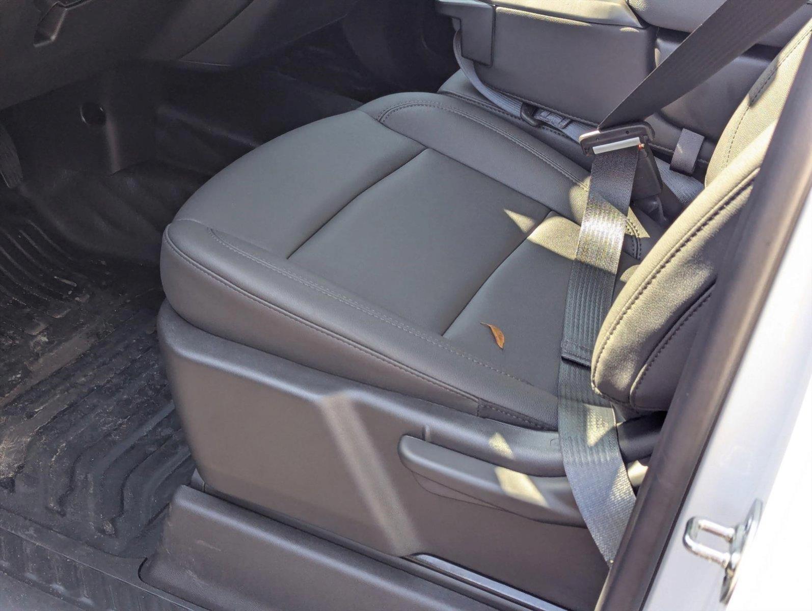 2025 Chevrolet Silverado 1500 Vehicle Photo in GREENACRES, FL 33463-3207