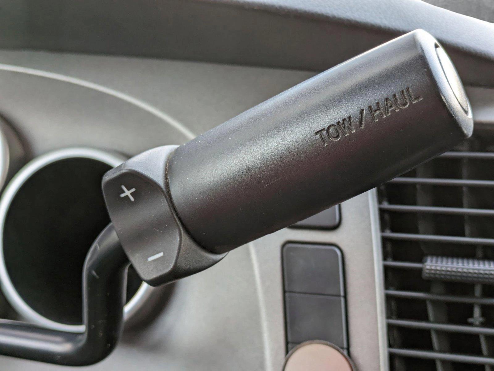 2013 Toyota Tundra 4WD Truck Vehicle Photo in Bethesda, MD 20852
