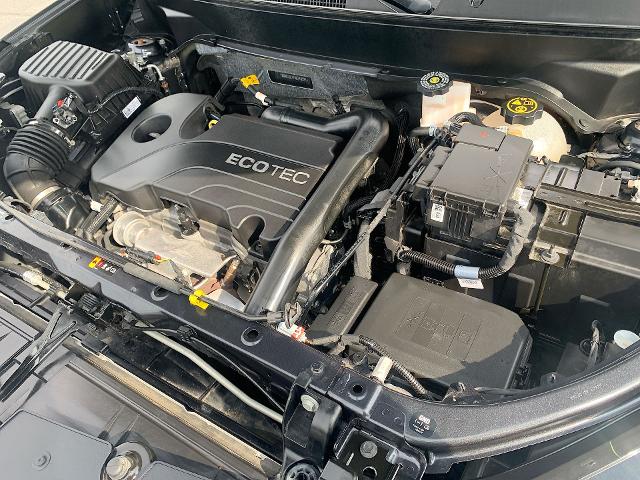 2022 Chevrolet Equinox Vehicle Photo in MOON TOWNSHIP, PA 15108-2571