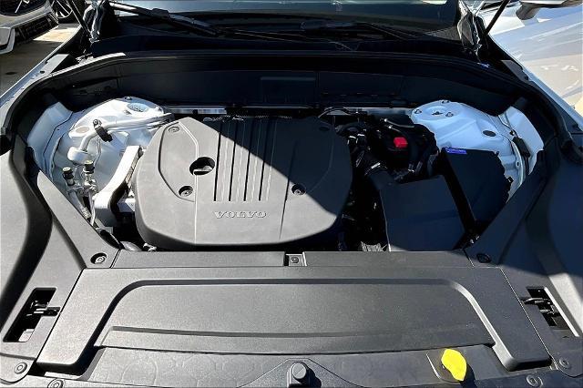 2025 Volvo XC90 Vehicle Photo in Grapevine, TX 76051