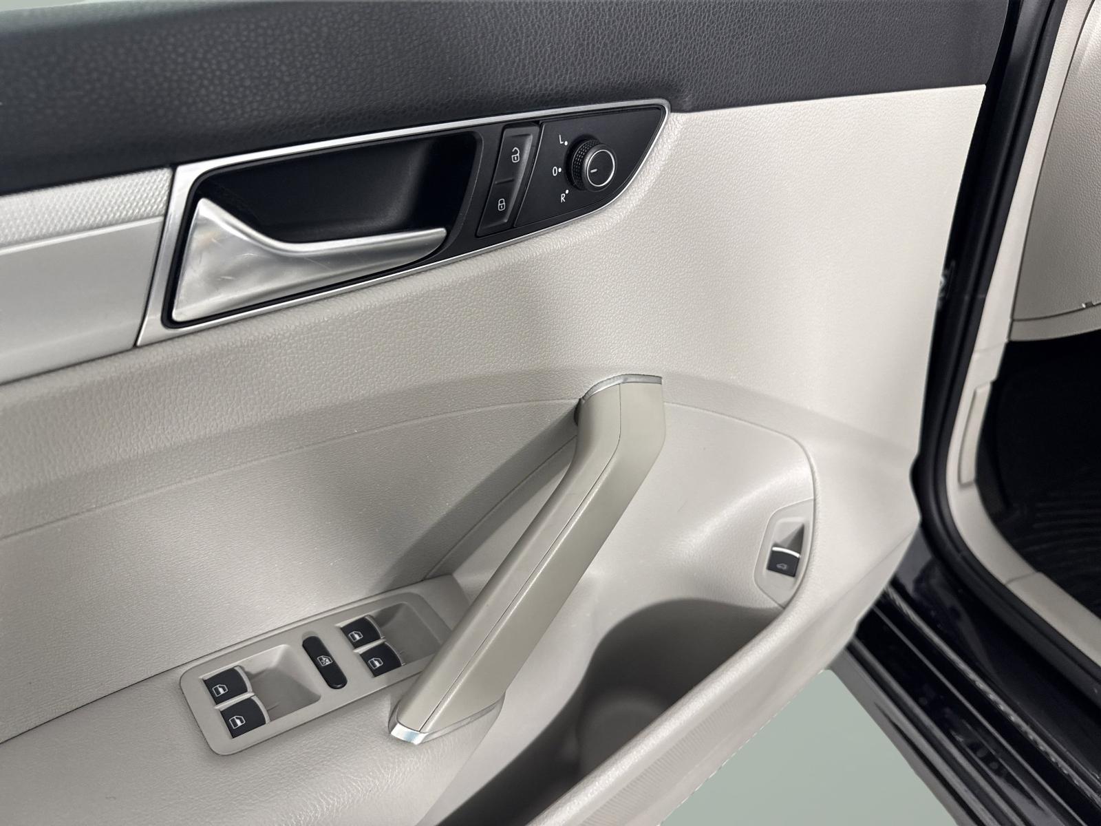 2017 Volkswagen Passat Vehicle Photo in Georgetown, TX 78626