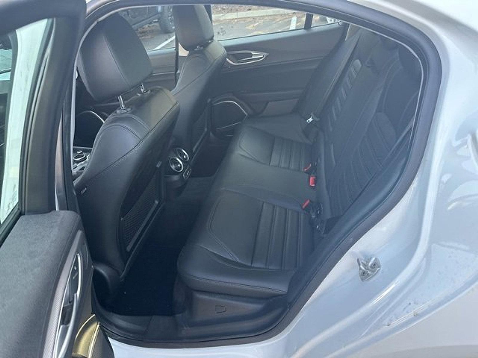 2019 Alfa Romeo Giulia Vehicle Photo in Willow Grove, PA 19090