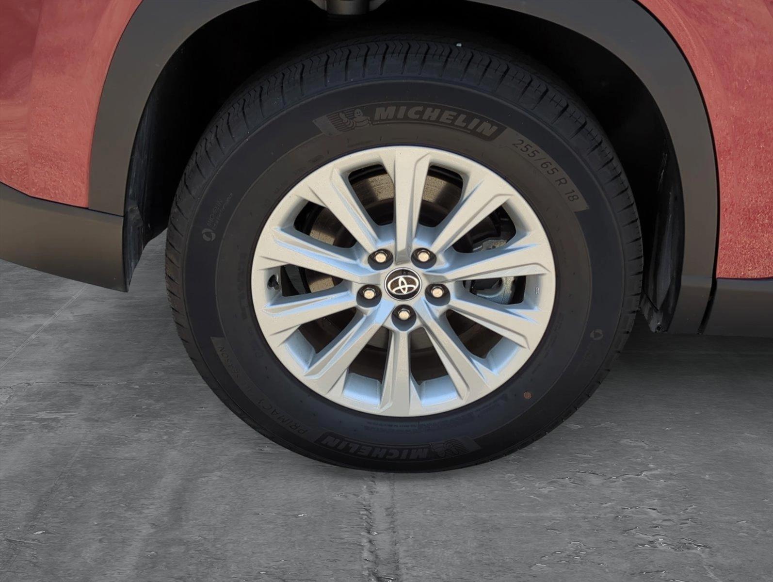2024 Toyota Grand Highlander Vehicle Photo in Ft. Myers, FL 33907