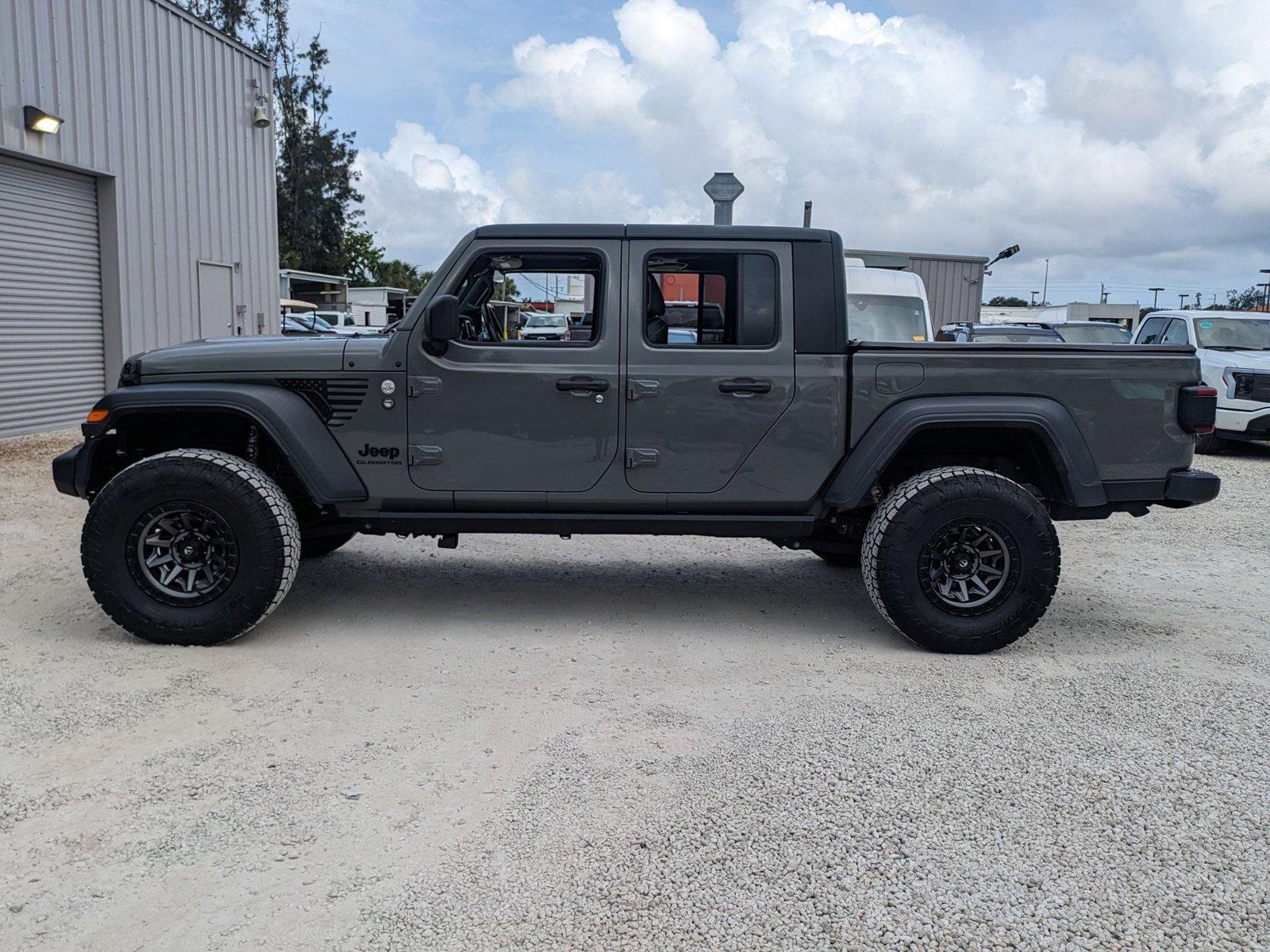2020 Jeep Gladiator Vehicle Photo in Bradenton, FL 34207