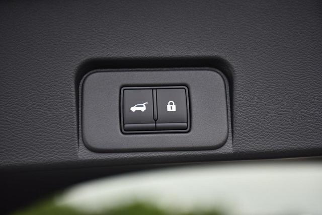2025 Nissan Rogue Vehicle Photo in Ballwin, MO 63011