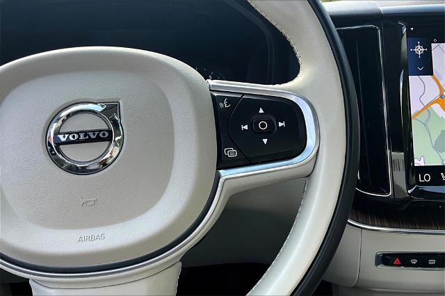 2021 Volvo XC60 Vehicle Photo in Houston, TX 77007