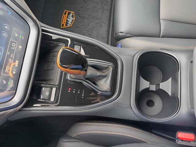2025 Subaru Outback Vehicle Photo in Green Bay, WI 54304
