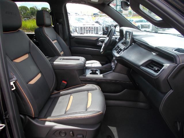 2024 GMC Yukon XL Vehicle Photo in LOWELL, MA 01852-4336
