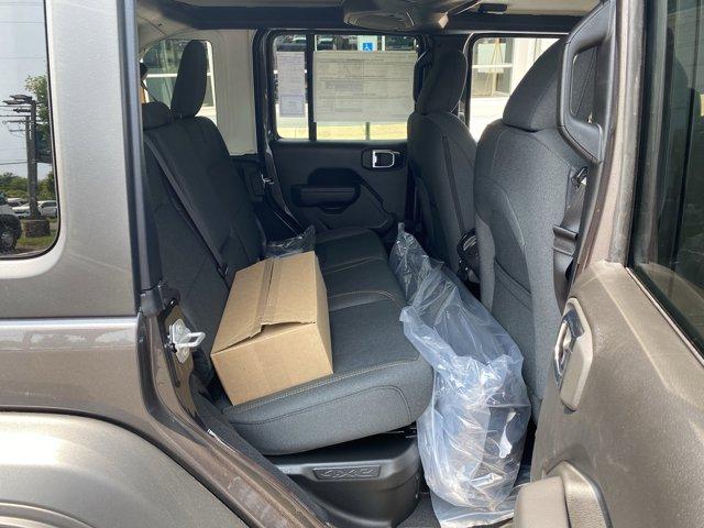2025 Jeep Wrangler 4xe Vehicle Photo in Doylsetown, PA 18901