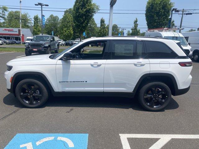 2025 Jeep Grand Cherokee Vehicle Photo in Doylsetown, PA 18901