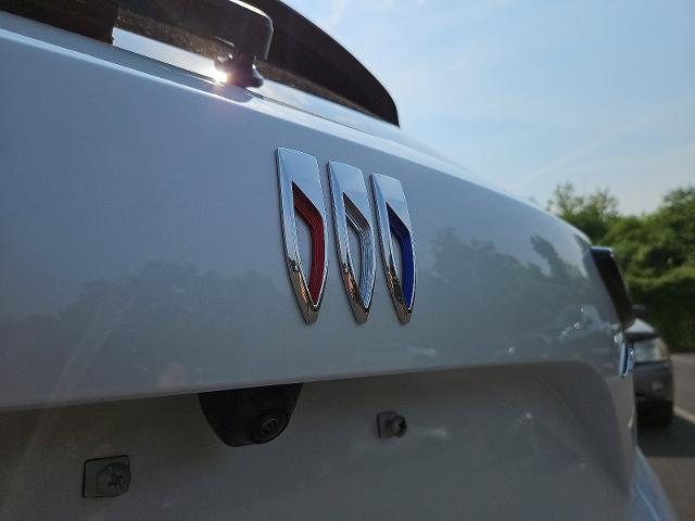 2025 Buick Envision Vehicle Photo in TREVOSE, PA 19053-4984