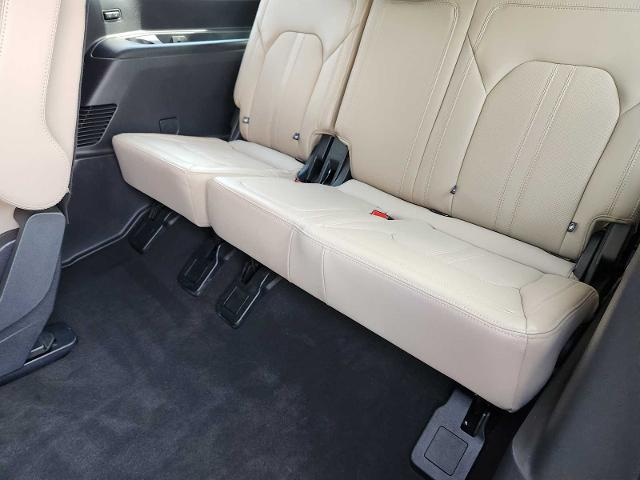 2024 Ford Expedition Vehicle Photo in DENTON, TX 76210-9321