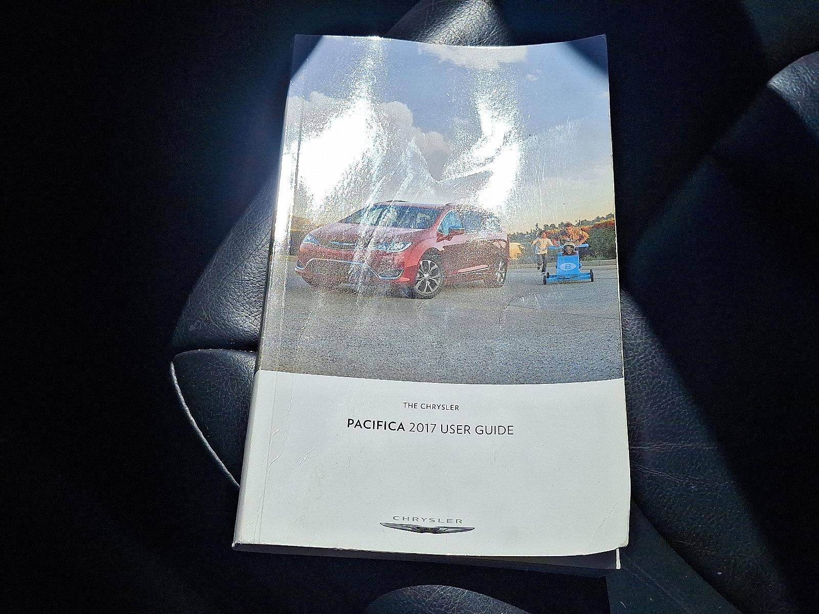 2017 Chrysler Pacifica Vehicle Photo in Easton, PA 18045
