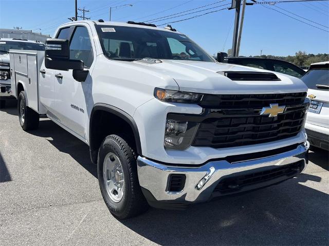 2024 Chevrolet Silverado 2500 HD Vehicle Photo in ALCOA, TN 37701-3235