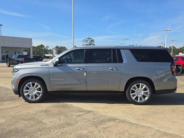 2024 Chevrolet Suburban Vehicle Photo in CROSBY, TX 77532-9157