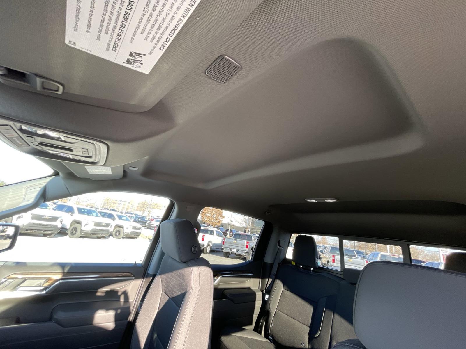 2025 Chevrolet Silverado 1500 Vehicle Photo in BENTONVILLE, AR 72712-4322