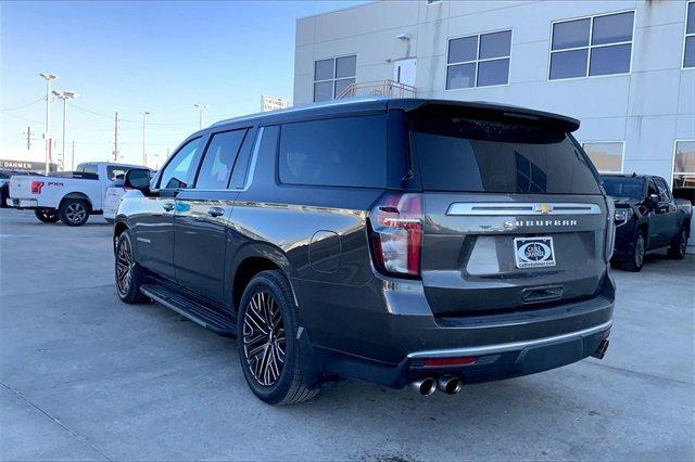 2021 Chevrolet Suburban Vehicle Photo in TOPEKA, KS 66609-0000