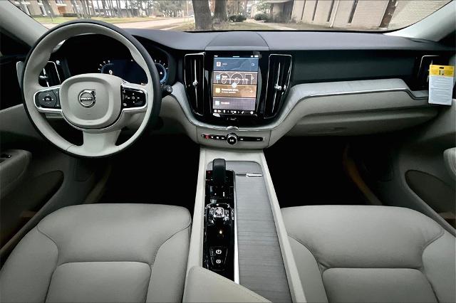 2025 Volvo XC60 Vehicle Photo in Houston, TX 77007