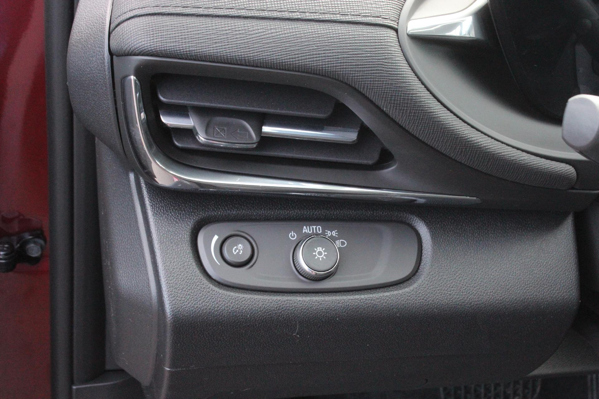 2025 Buick Envista Vehicle Photo in AURORA, CO 80012-4011