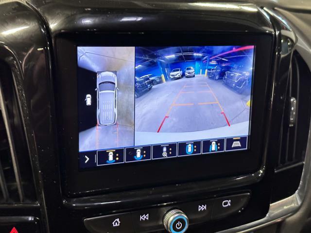 2021 Chevrolet Traverse Vehicle Photo in Roslyn, NY 11576