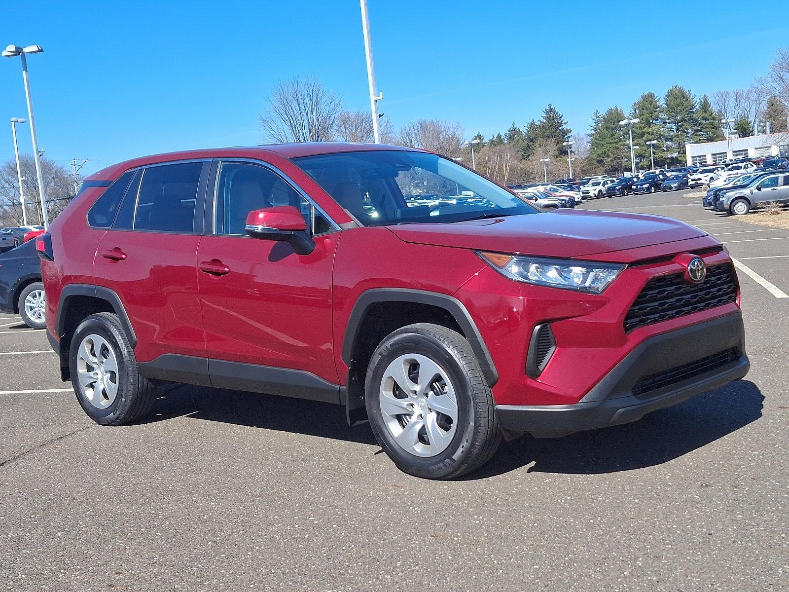 2022 Toyota RAV4 Vehicle Photo in Trevose, PA 19053