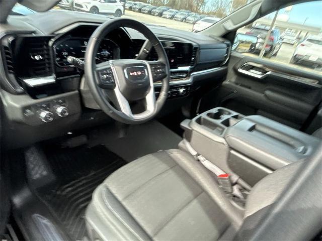 2024 GMC Sierra 1500 Vehicle Photo in ALBERTVILLE, AL 35950-0246