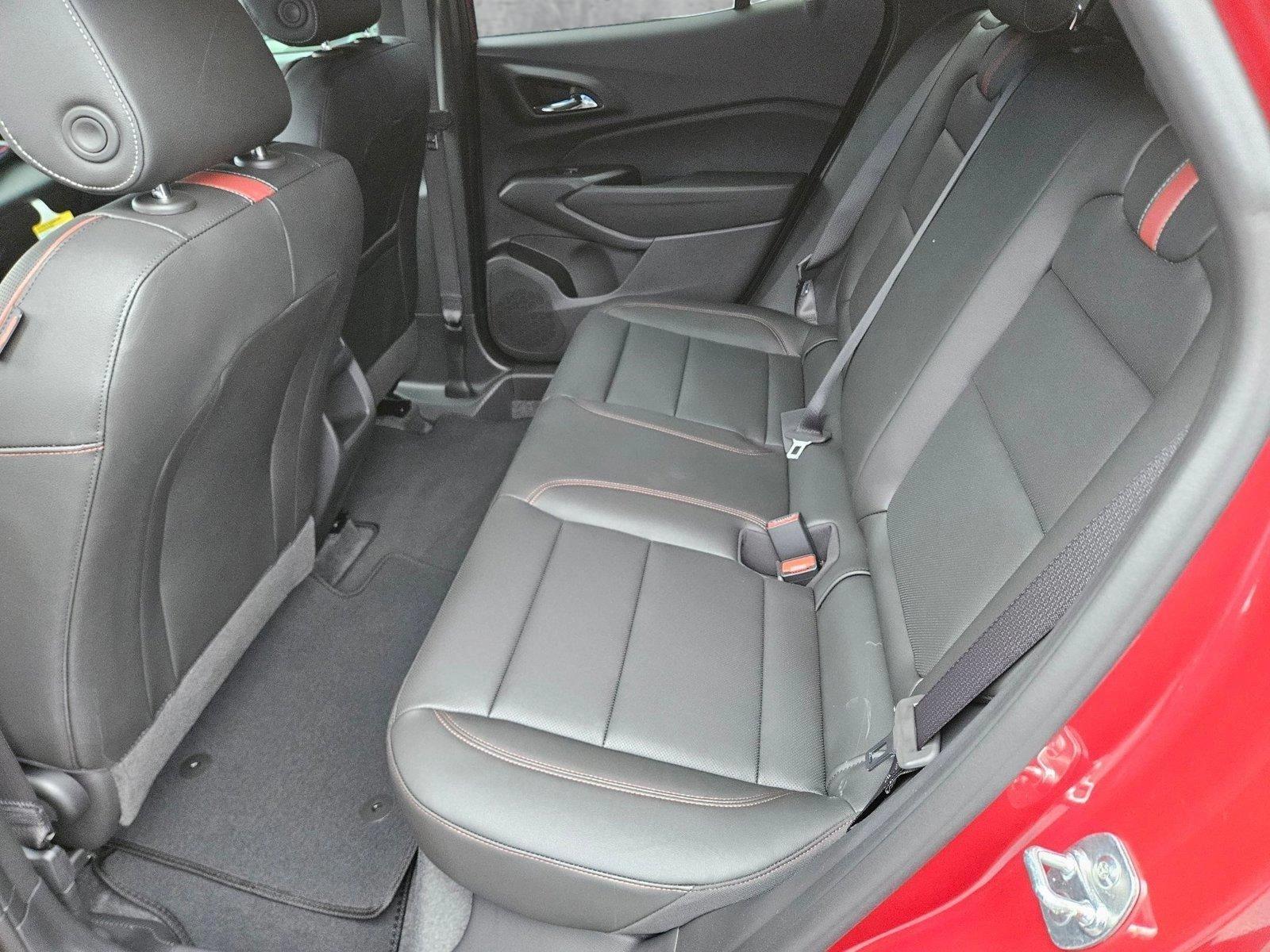 2025 Chevrolet Trax Vehicle Photo in NORTH RICHLAND HILLS, TX 76180-7199