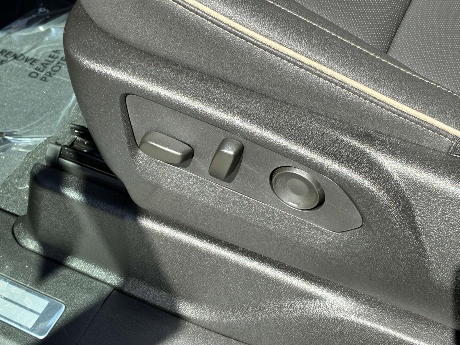 2025 Chevrolet Tahoe Vehicle Photo in LOS ANGELES, CA 90007-3794