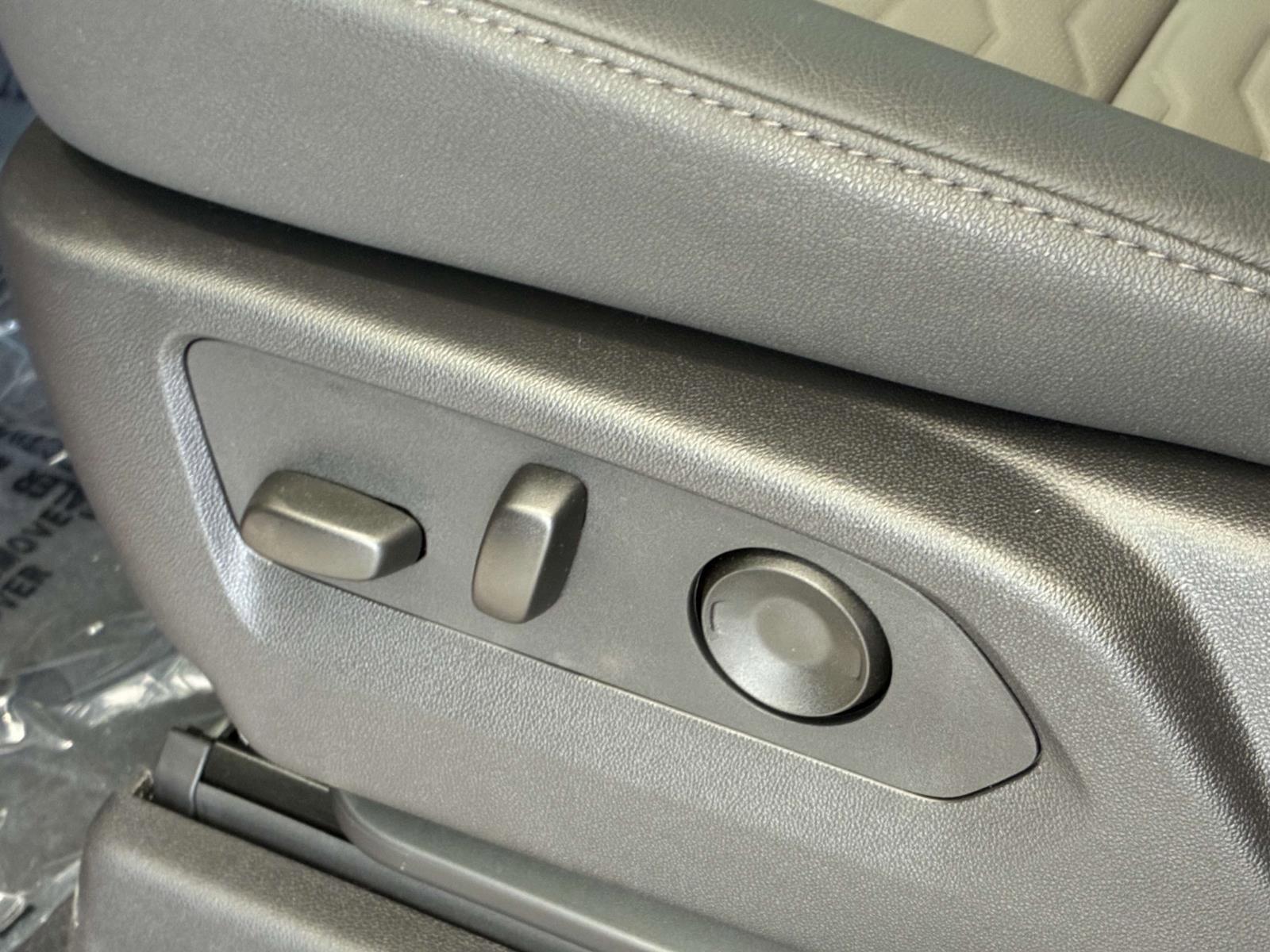2025 Chevrolet Silverado 1500 Vehicle Photo in LOS ANGELES, CA 90007-3794