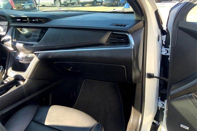 2021 Cadillac XT5 Vehicle Photo in TOPEKA, KS 66609-0000