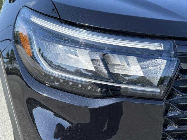 2025 Ford Explorer Vehicle Photo in Charlotte, NC 28212