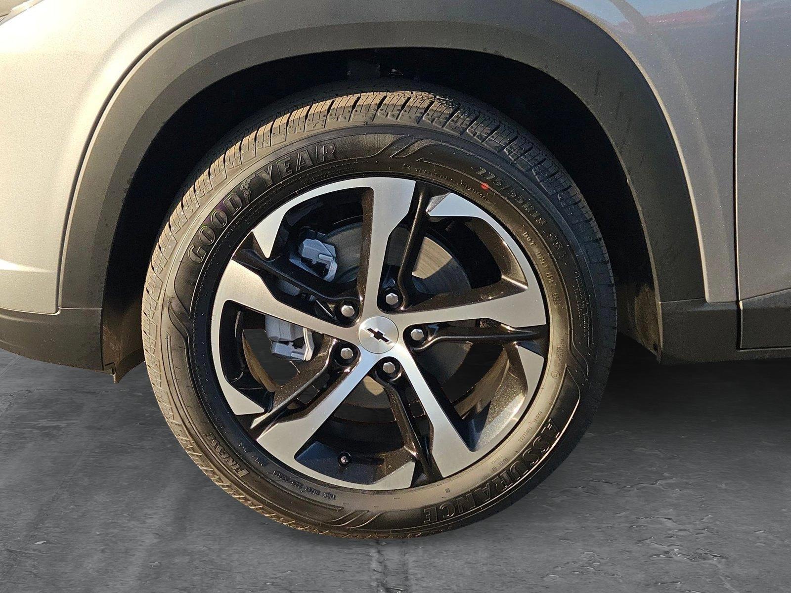2025 Chevrolet Trax Vehicle Photo in MESA, AZ 85206-4395