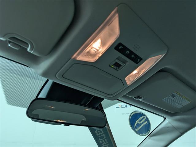 2019 Toyota RAV4 Vehicle Photo in ENGLEWOOD, CO 80113-6708