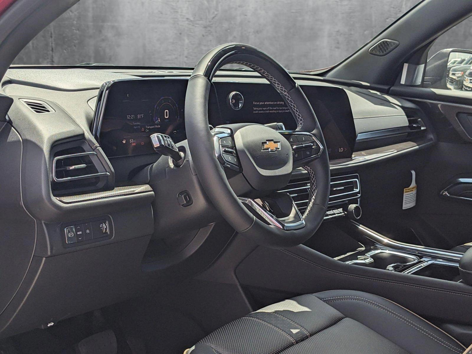 2025 Chevrolet Traverse Vehicle Photo in MIAMI, FL 33172-3015