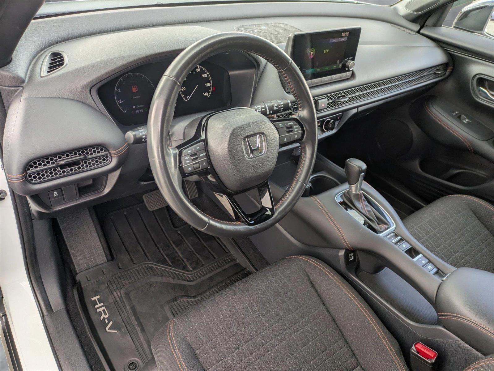2023 Honda HR-V Vehicle Photo in Valencia, CA 91355-1794