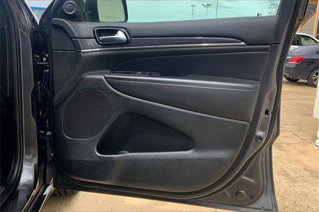 2019 Jeep Grand Cherokee Vehicle Photo in TOPEKA, KS 66609-0000